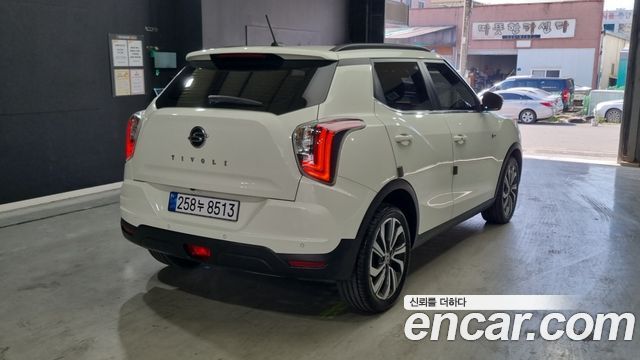 Ssangyong TIBOLI из Кореи Encar
