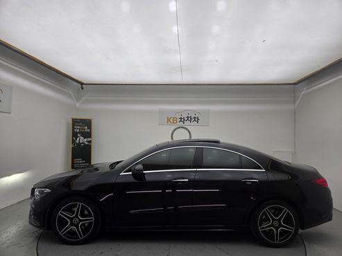 Mercedes-Benz CLA-Class CLA250 4MATIC — пробег 28 000 км — фото 2 из 5