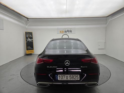 Mercedes-Benz CLA-Class CLA250 4MATIC — пробег 28 000 км — фото 4 из 5