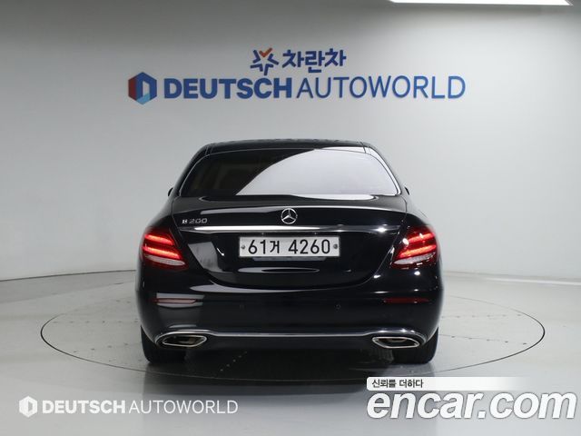 Mercedes-Benz E-Class из Кореи Encar