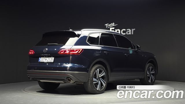 Volkswagen Touareg 3.0 TDI Premium — пробег 29 723 км — фото 2 из 5
