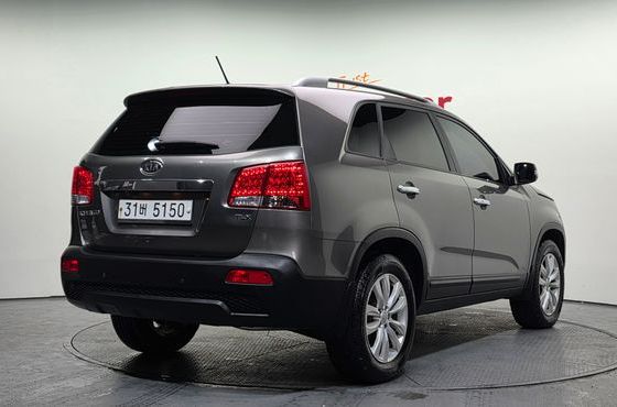 Kia Sorento Diesel 2.0 2WD TLX High-Deluxe — пробег 188 437 км — фото 2 из 5