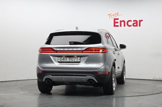 Lincoln MKC 2.0 AWD — пробег 135 007 км — фото 4 из 5