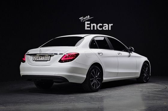 Mercedes-Benz C-Class C200 — пробег 41 230 км — фото 2 из 5