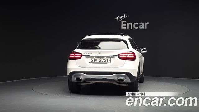 Mercedes-Benz GLA-Class из Кореи Encar
