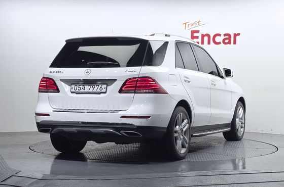 Mercedes-Benz GLE-Class GLE350 d 4MATIC — пробег 117 573 км — фото 2 из 5
