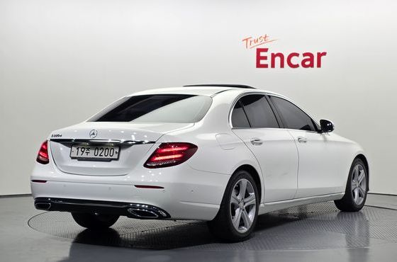 Mercedes-Benz E-Class E220d Avantgarde — пробег 125 643 км — фото 2 из 5