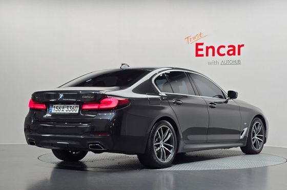 BMW 5-Series 523d xDrive M Sport — пробег 136 175 км — фото 2 из 5