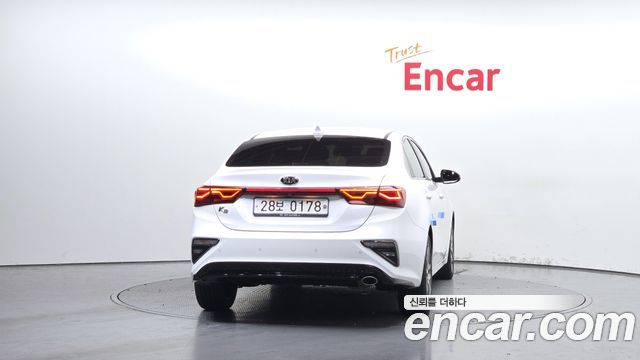 Kia K3 из Кореи Encar