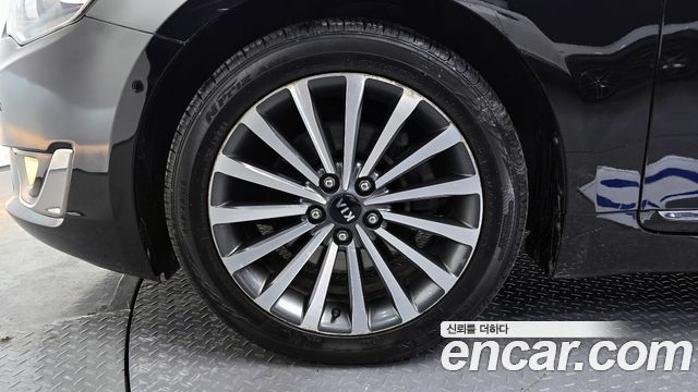 Kia K7 из Кореи Encar