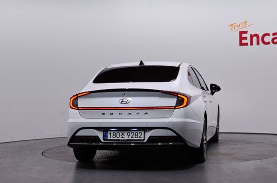 Hyundai Sonata Premium Family — пробег 90 262 км — фото 4 из 5
