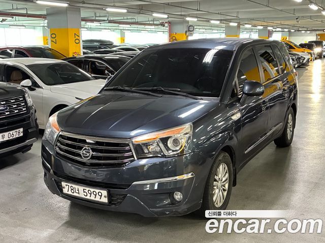 Ssangyong KORANDO 4WD LT 11-seater — пробег 184 158 км — фото 1 из 5