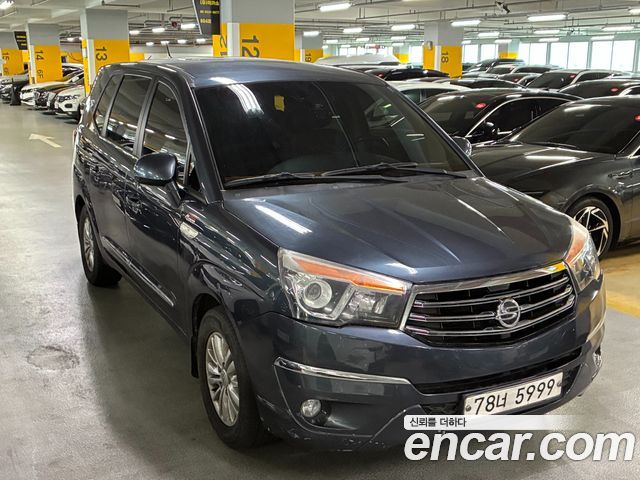 Ssangyong KORANDO 4WD LT 11-seater — пробег 184 158 км — фото 2 из 5