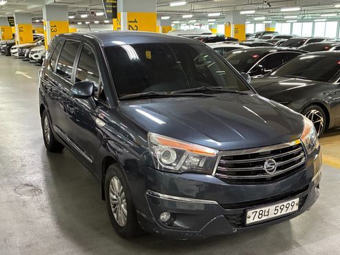 Ssangyong KORANDO 4WD LT 11-seater — пробег 184 158 км — фото 2 из 5
