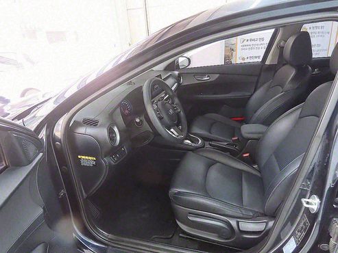 Kia K3 Trendy — пробег 130 000 км — фото 5 из 5