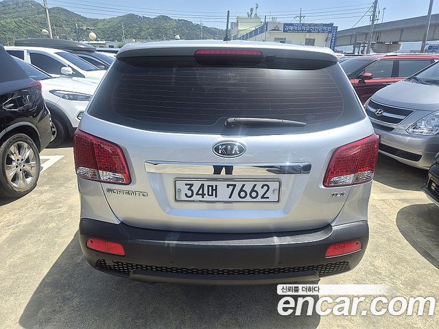 Kia Sorento Diesel 2.0 2WD TLX Deluxe — пробег 159 498 км — фото 4 из 5
