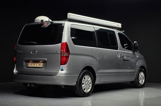 Hyundai Starex Camping car — пробег 70 077 км — фото 2 из 5