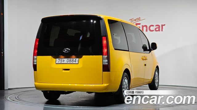 Hyundai Staria из Кореи Encar