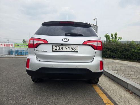 Kia Sorento Diesel 2.0 2WD Trendy — пробег 216 721 км — фото 4 из 5