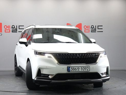 Kia Carnival 9-Seater Noblesse — пробег 61 800 км — фото 2 из 5