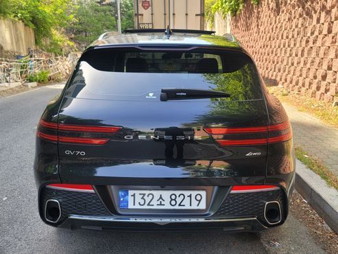 Genesis GV70 2.5T Gasoline AWD — пробег 22 249 км — фото 4 из 5
