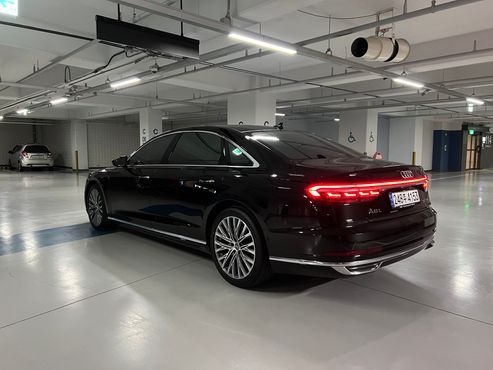 Audi A8 60 TFSI Quattro LWB — пробег 39 400 км — фото 5 из 5