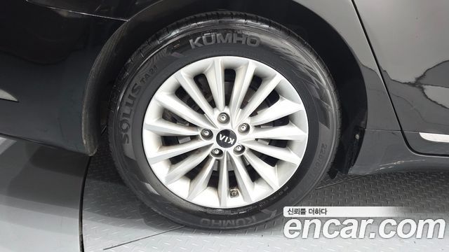 Kia K7 из Кореи Encar