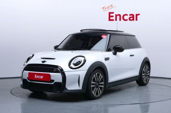 Mini Cooper Classic Third Generation — пробег 13 158 км — фото 1 из 5