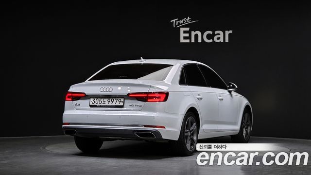 Audi A4 40 TFSI Premium — пробег 81 244 км — фото 2 из 5