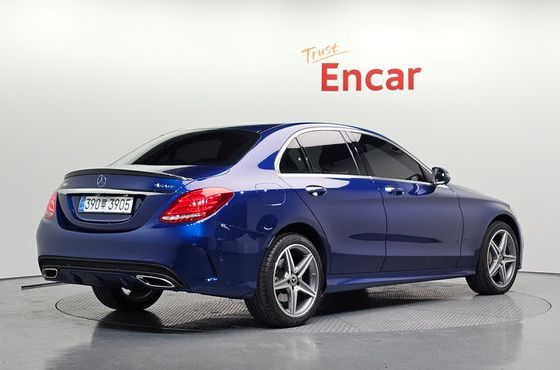 Mercedes-Benz C-Class C200 4MATIC AMG Line — пробег 45 498 км — фото 2 из 5