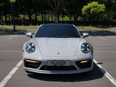 Porsche 911 Carrera 4S — пробег 7 500 км — фото 3 из 5