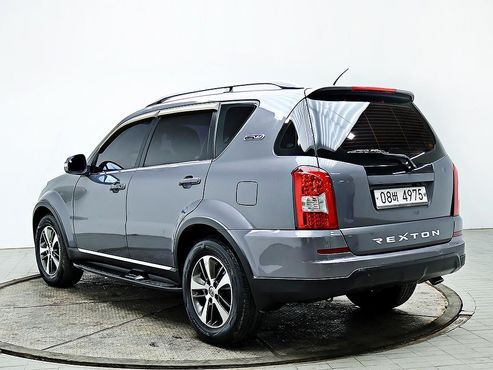 Ssangyong Rexton 2.2 4WD RX7 Luxury — пробег 109 832 км — фото 4 из 5