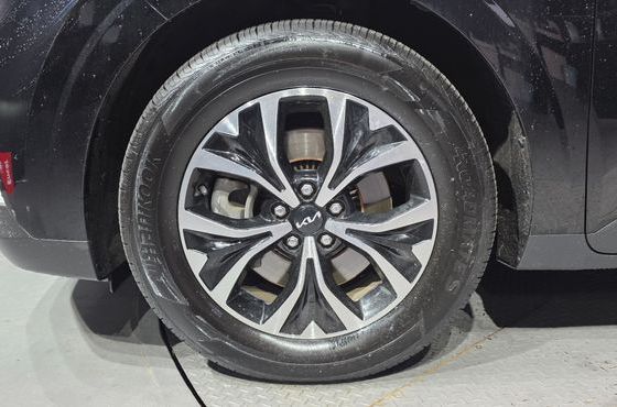 Kia Carnival 9-Seater Prestige — пробег 61 390 км — фото 5 из 5