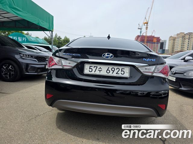 Hyundai Sonata 2.0 Premier — пробег 92 328 км — фото 4 из 5