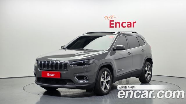 Jeep Cherokee 2.4 Limited 2WD — пробег 108 107 км — фото 1 из 5
