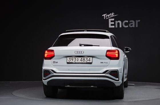 Audi Q2 35 TDI Premium — пробег 16 362 км — фото 4 из 5