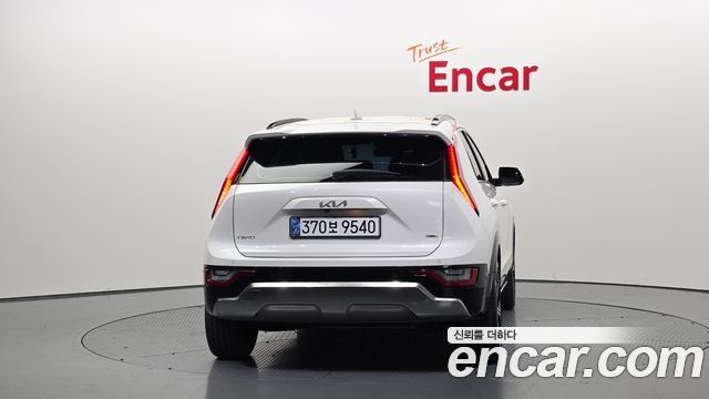 Kia Niro Signature — пробег 125 466 км — фото 4 из 5