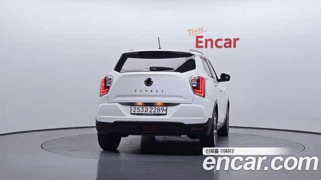 Ssangyong TIBOLI из Кореи Encar