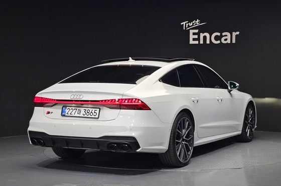 Audi A7 50 TDI Quattrp Premium — пробег 96 513 км — фото 2 из 5