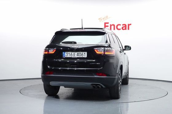 Jeep Compass 2.4 limited 2WD — пробег 58 231 км — фото 4 из 5