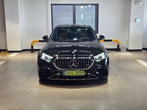 Mercedes-Benz E-Class AMG E53e 4MATIC+ — пробег 48 км — фото 1 из 5