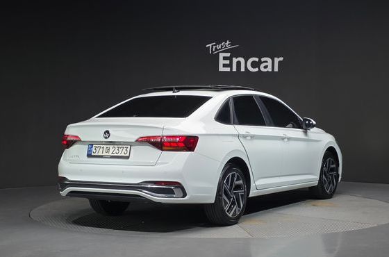 Volkswagen Jetta 1.5 TSI Prestige — пробег 15 799 км — фото 2 из 5
