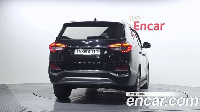 Ssangyong Rexton из Кореи Encar