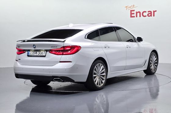BMW Gran Turismo 630i xDrive Luxury — пробег 60 556 км — фото 2 из 5
