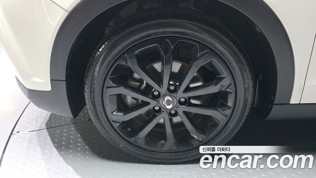 Ssangyong TIBOLI из Кореи Encar