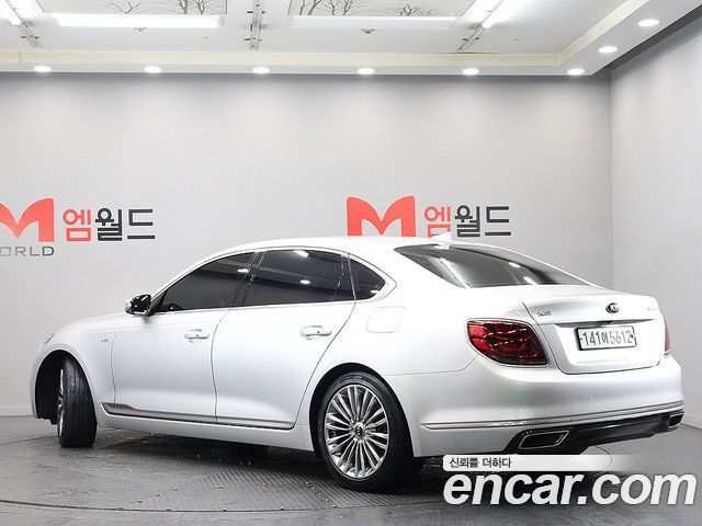Kia K9 3.8 GDI AWD PlatinumⅢ — пробег 146 061 км — фото 3 из 5