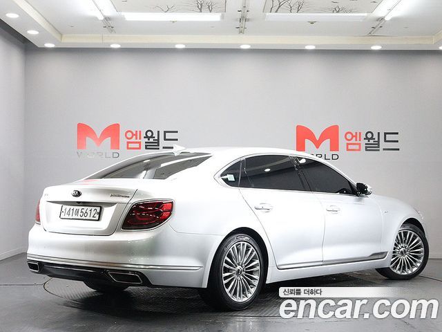 Kia K9 3.8 GDI AWD PlatinumⅢ — пробег 146 061 км — фото 4 из 5
