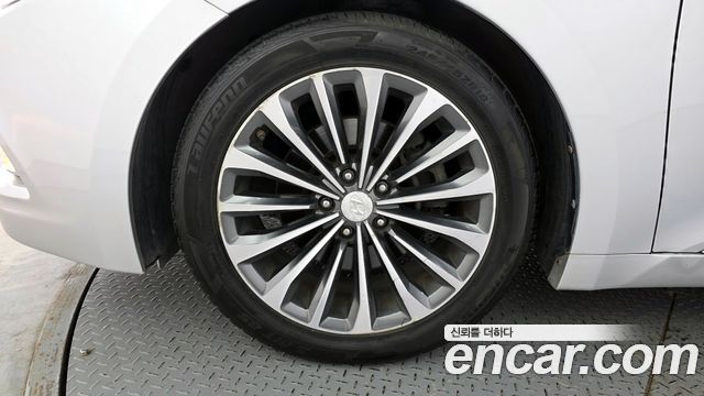 Hyundai Grandeur из Кореи Encar