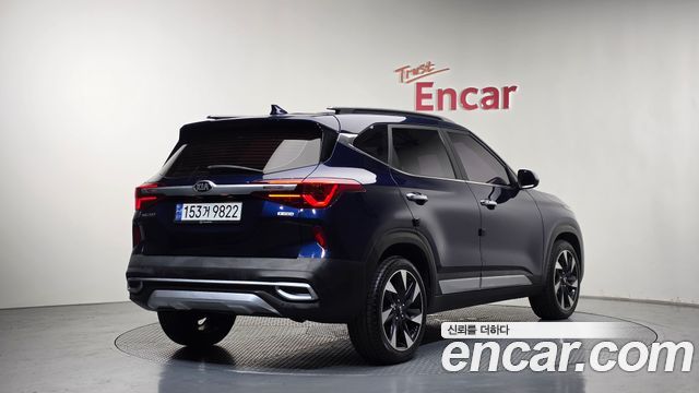 Kia Seltos из Кореи Encar