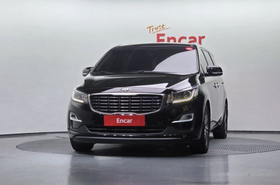 Kia Carnival Gasoline 11-Seater Prestige — пробег 105 429 км — фото 3 из 5